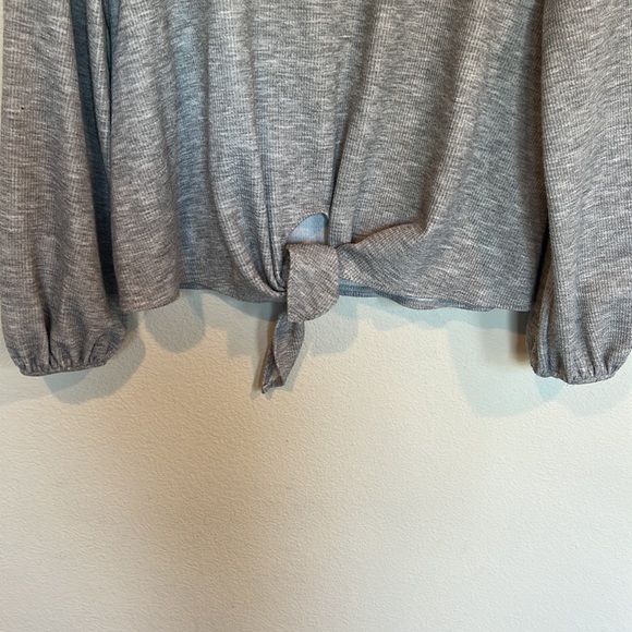 Everly Shirt - Picture 2 of 5